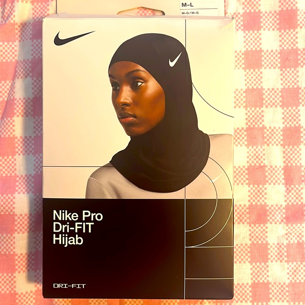Nike Pro DriFit Hijab